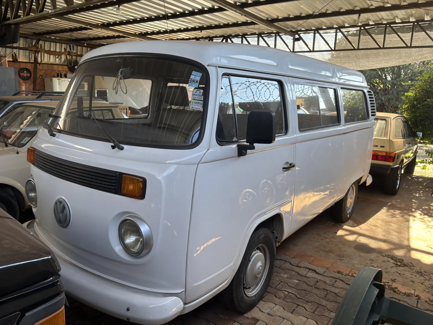 Kombi - Foto #19 do anúncio à venda de Carro clássico