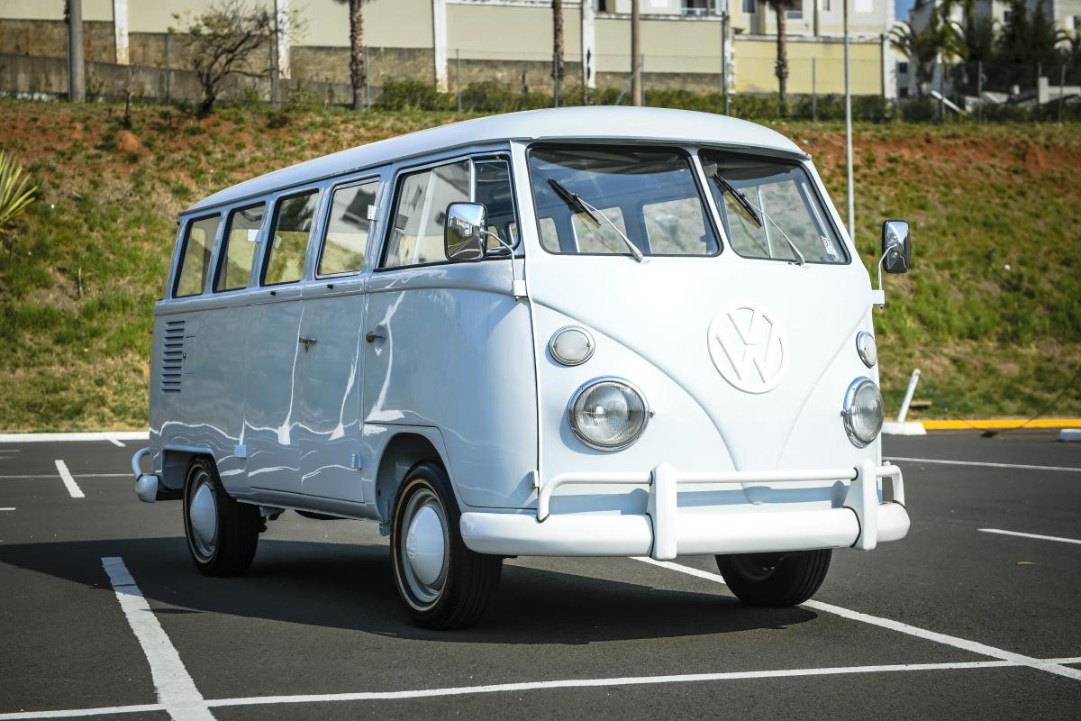 Kombi - Foto #10 do anúncio à venda de Carro clássico