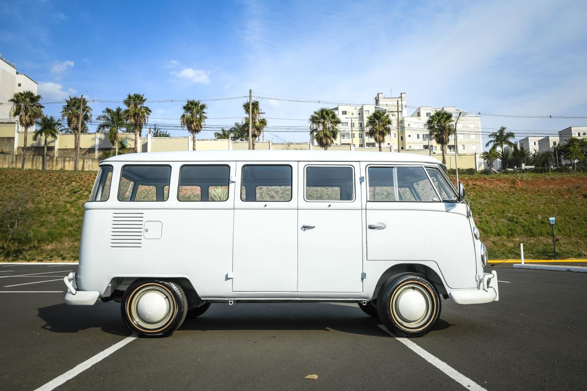 Kombi - Foto #13 do anúncio à venda de Carro clássico