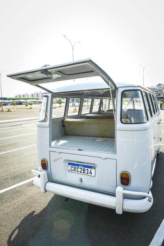 Kombi - Foto #20 do anúncio à venda de Carro clássico