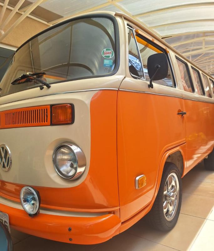 Kombi - Foto #12 do anúncio à venda de Carro clássico