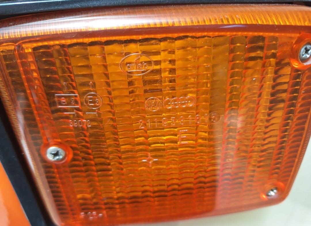 Kombi - Foto #18 do anúncio à venda de Carro clássico