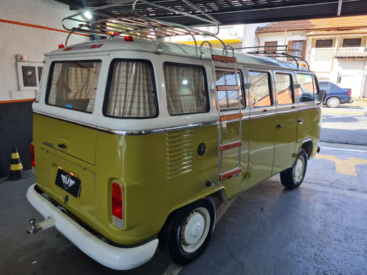 Kombi - Foto #10 do anúncio à venda de Carro clássico