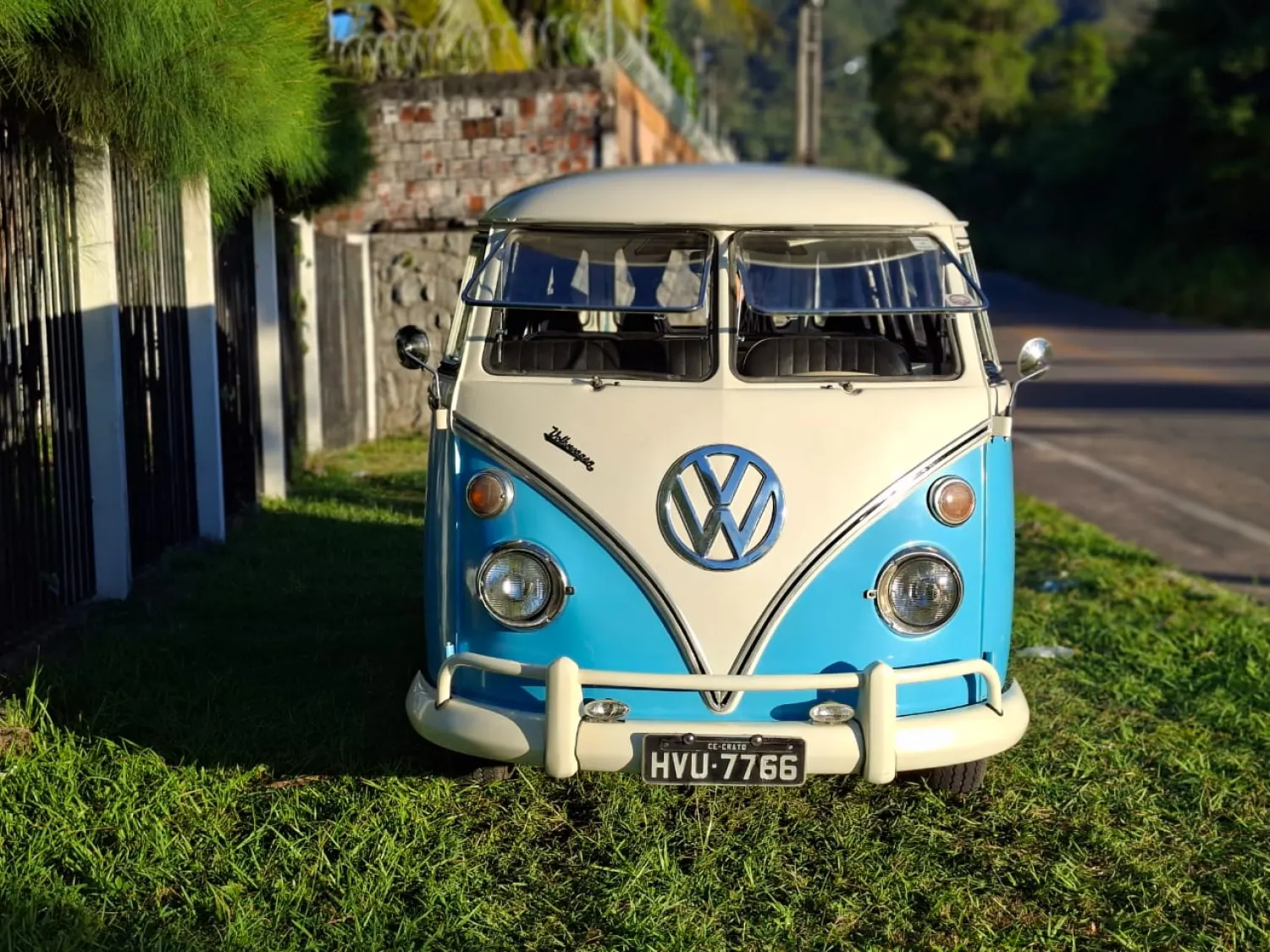 Kombi - Foto #7 do anúncio à venda de Carro clássico