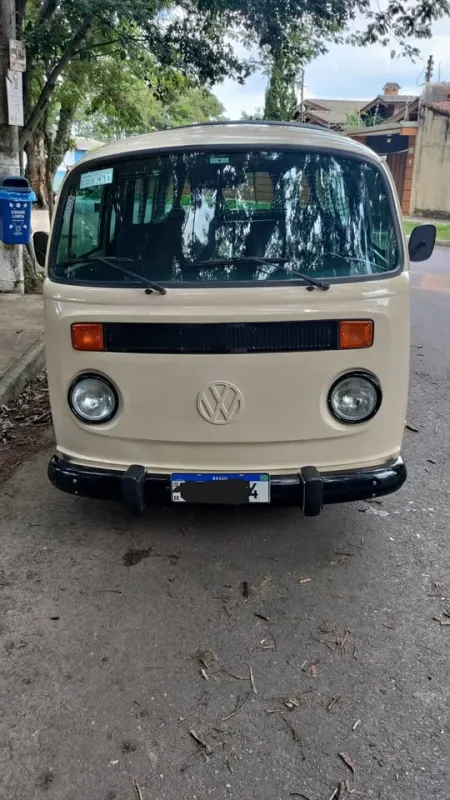 Kombi - Foto #18 do anúncio à venda de Carro clássico