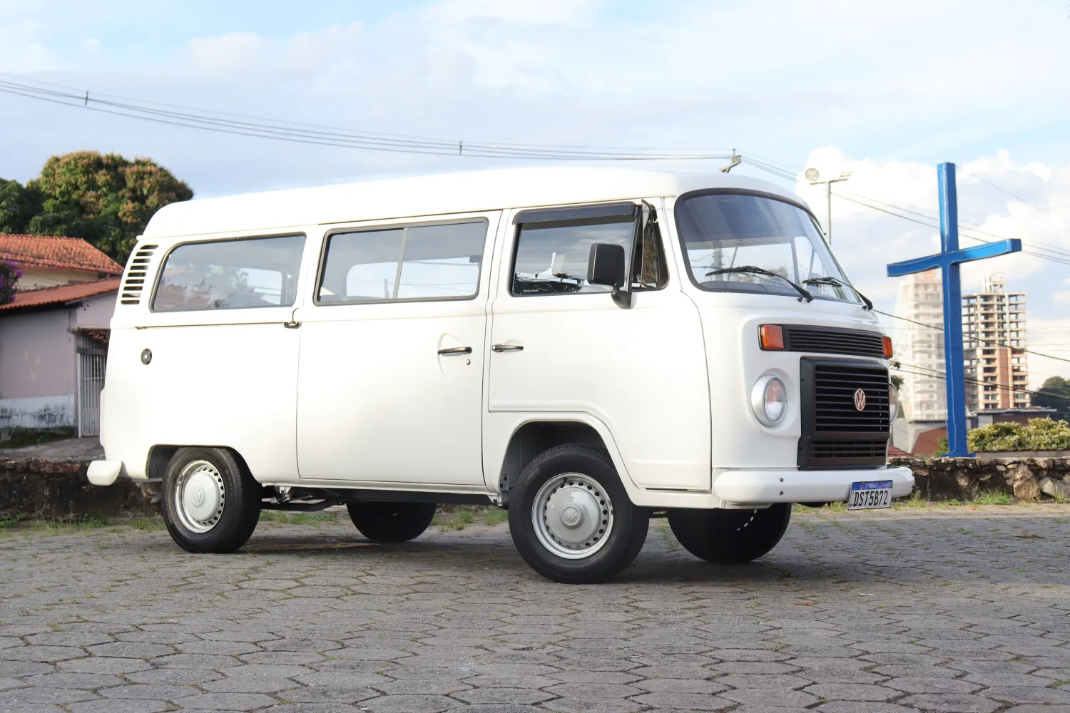 Kombi - Foto #4 do anúncio à venda de Carro clássico