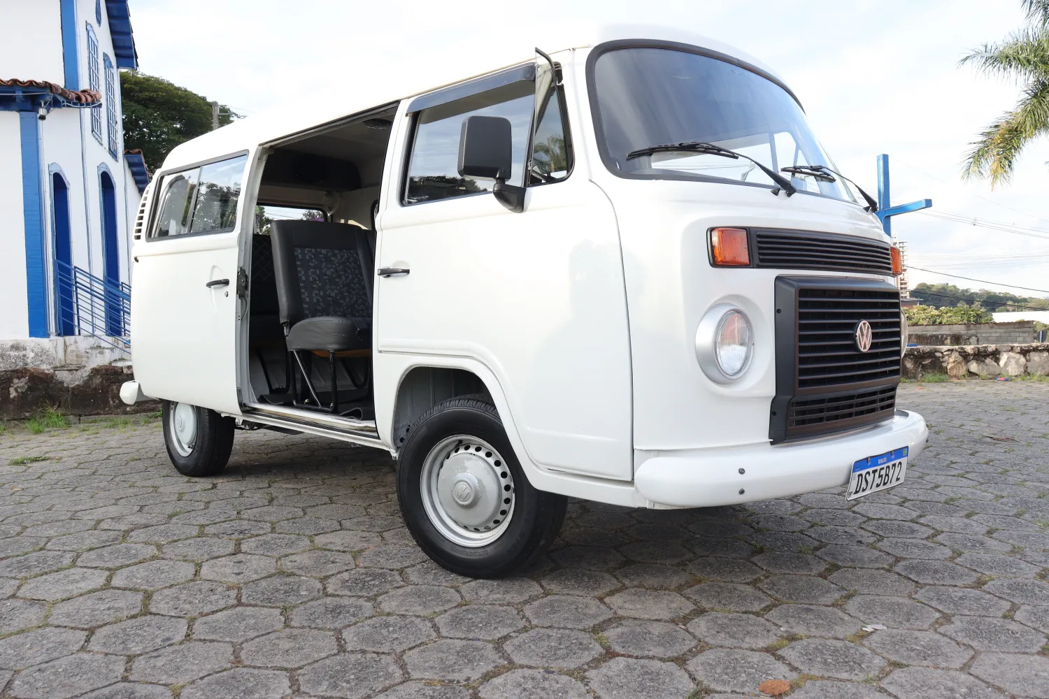 Kombi - Foto #11 do anúncio à venda de Carro clássico