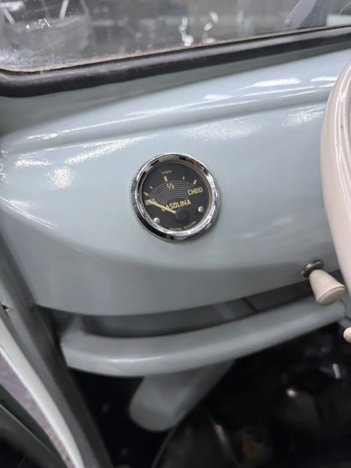 avv-volkswagen-kombi-venda-b9eec11-imagem-007
