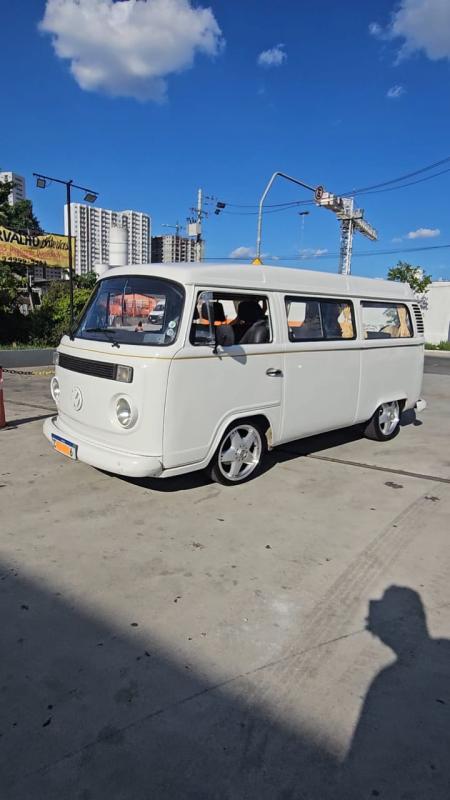 Kombi - Foto #8 do anúncio à venda de Carro clássico