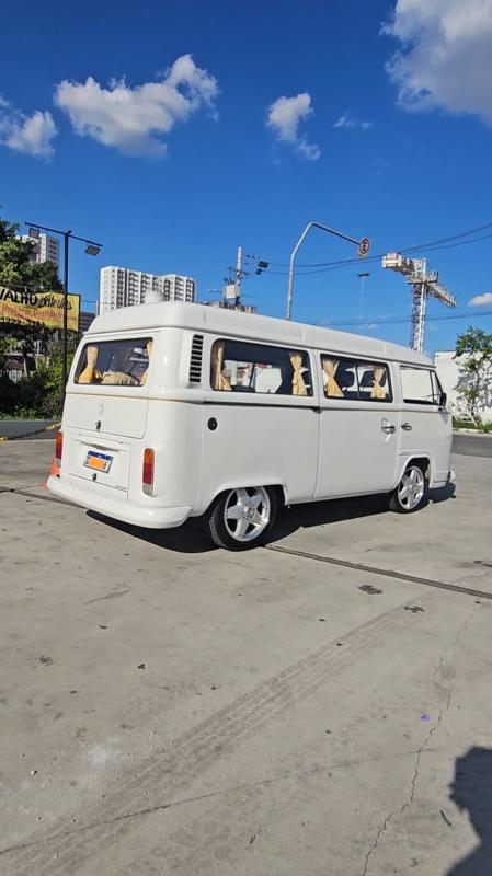 Kombi - Foto #9 do anúncio à venda de Carro clássico