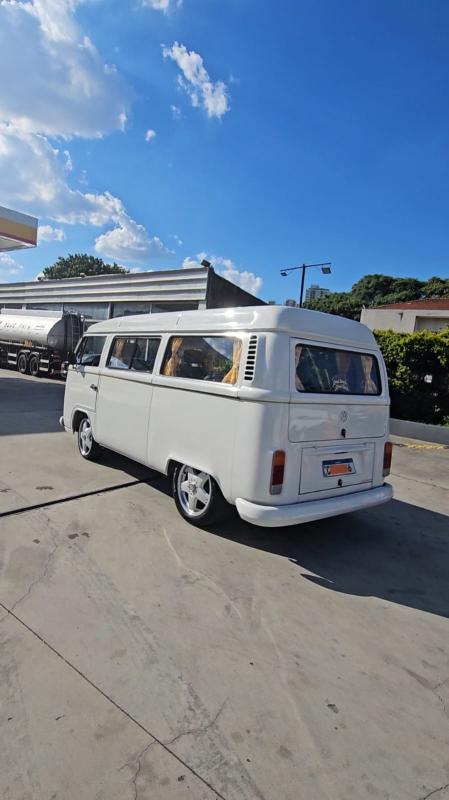 Kombi - Foto #11 do anúncio à venda de Carro clássico