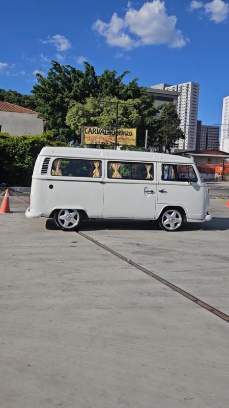 Kombi - Foto #18 do anúncio à venda de Carro clássico