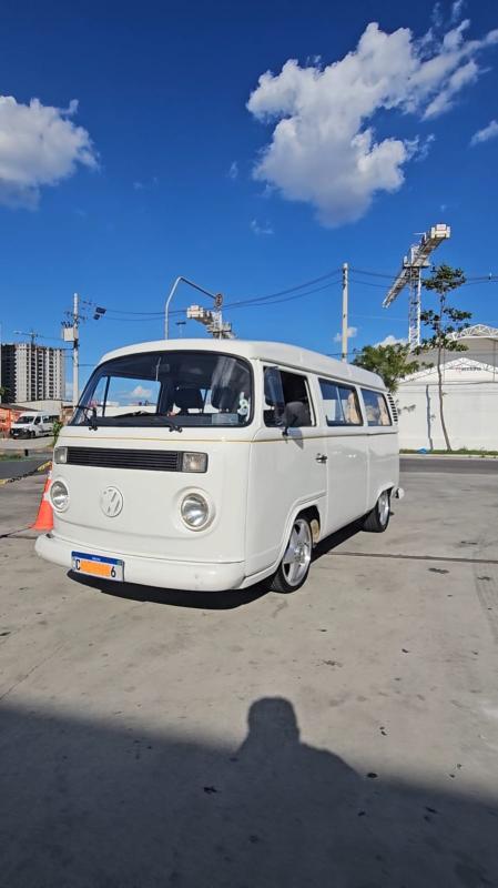 Kombi - Foto #19 do anúncio à venda de Carro clássico
