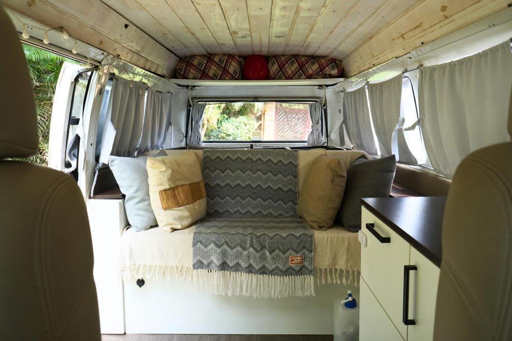 Kombi - Foto #7 do anúncio à venda de Carro clássico