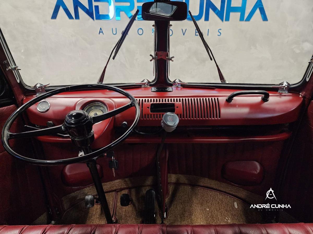 Kombi - Foto #13 do anúncio à venda de Carro clássico