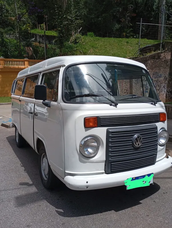 Kombi - Foto #3 do anúncio à venda de Carro clássico