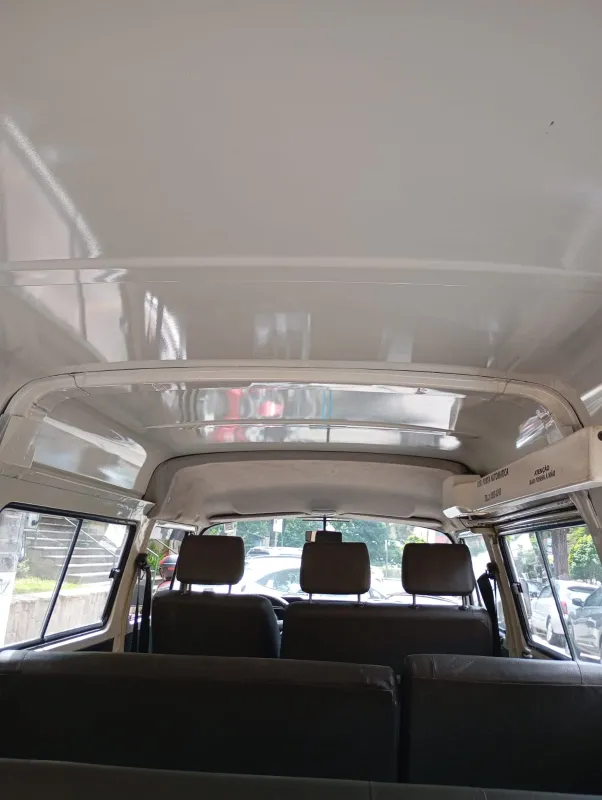 Kombi - Foto #9 do anúncio à venda de Carro clássico
