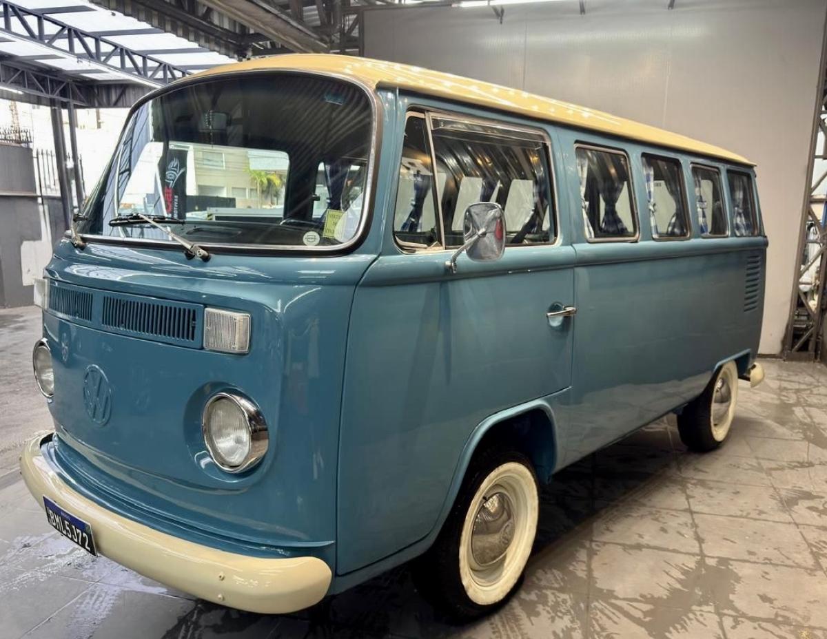Kombi - Foto #5 do anúncio à venda de Carro clássico