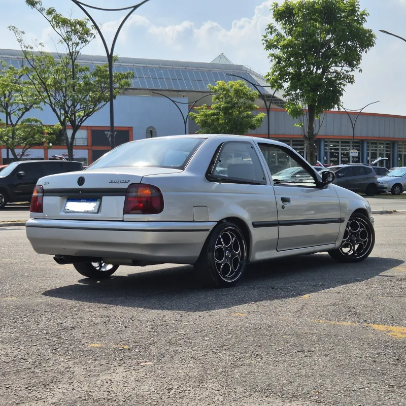 Logus - Foto #16 do anúncio à venda de Carro clássico