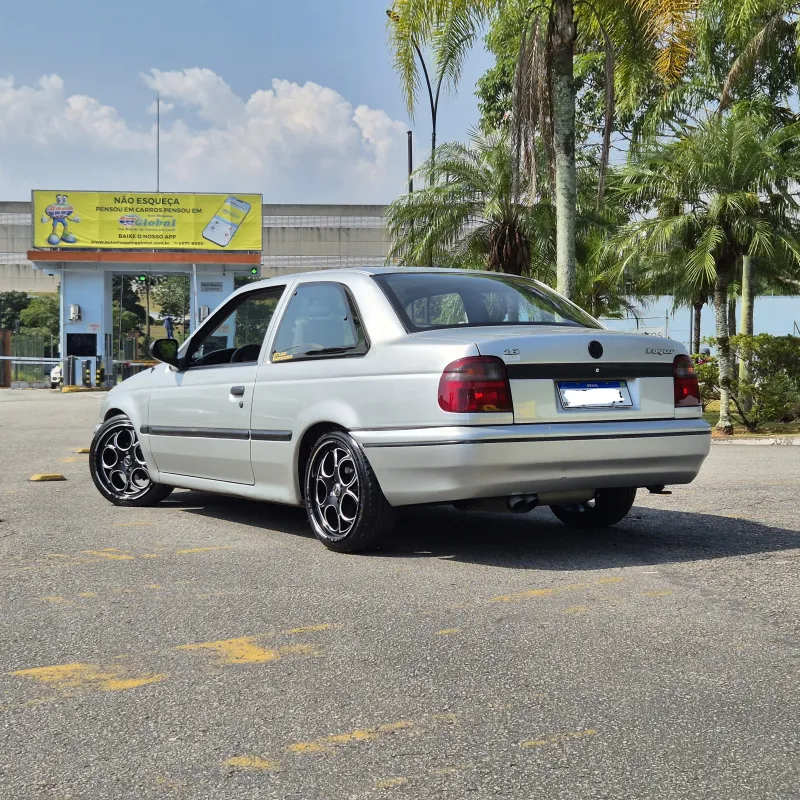 Logus - Foto #18 do anúncio à venda de Carro clássico