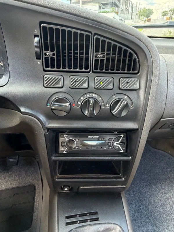 Logus - Foto #9 do anúncio à venda de Carro clássico