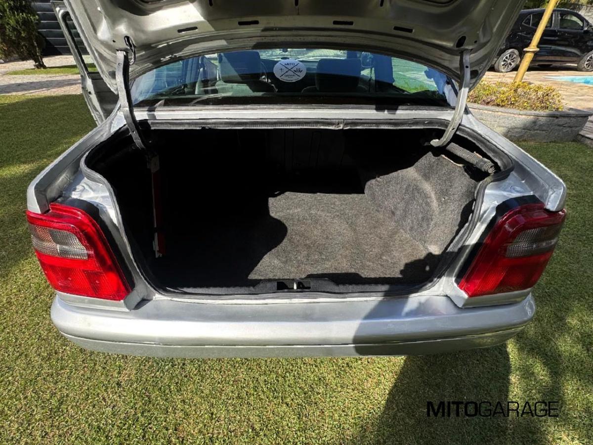 Logus - Foto #17 do anúncio à venda de Carro clássico