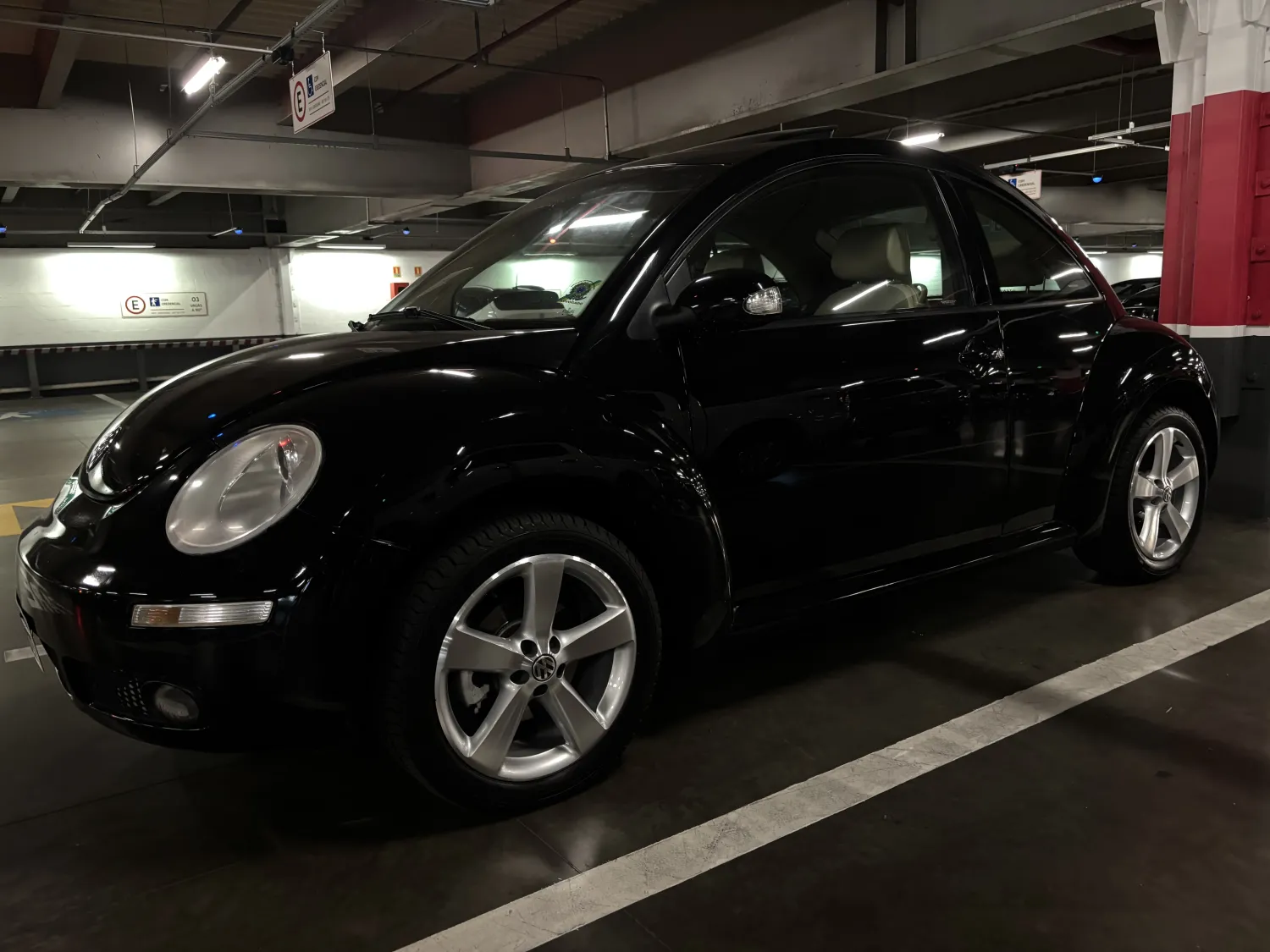 avv-volkswagen-new-beetle-venda-156149c-imagem-018