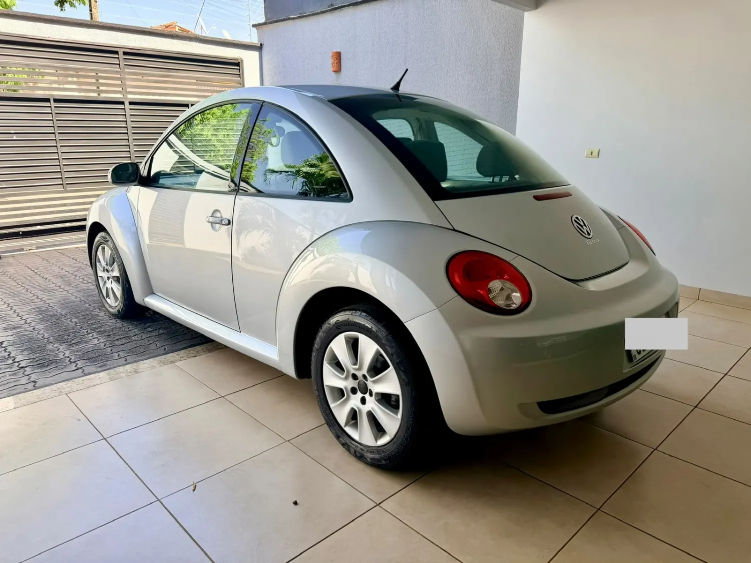 avv-volkswagen-new-beetle-venda-2d915c1-imagem-005