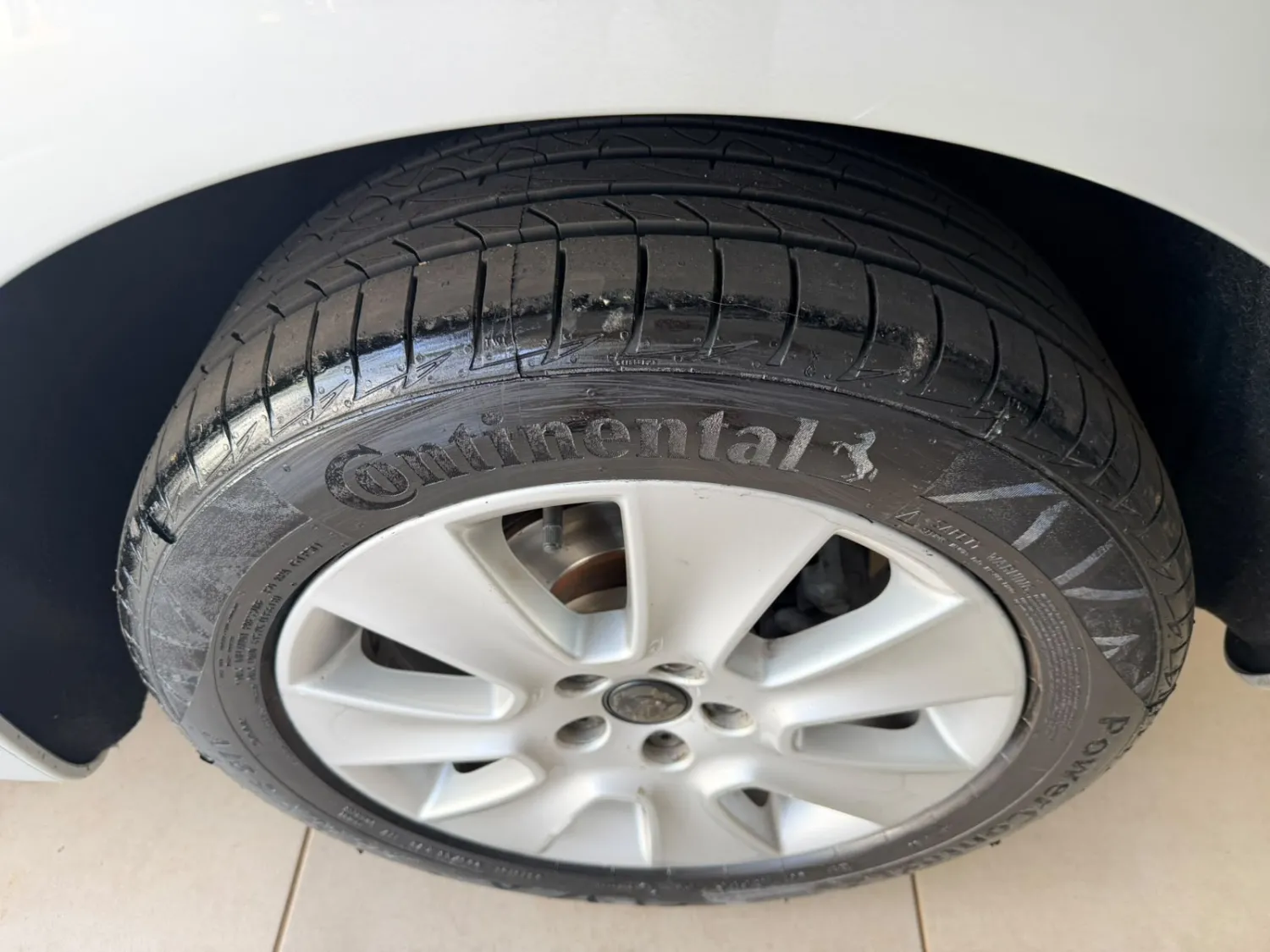 avv-volkswagen-new-beetle-venda-2d915c1-imagem-011