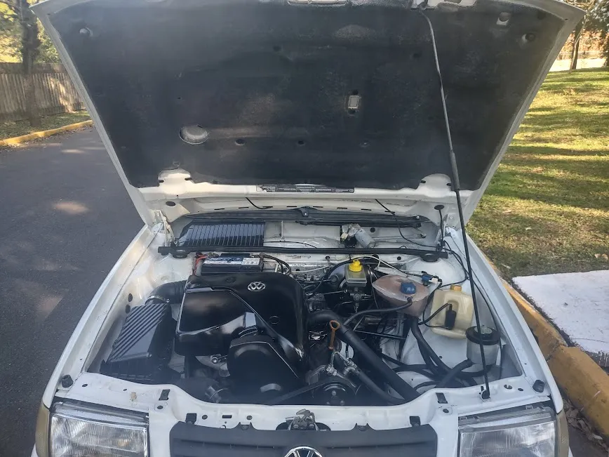 Quantum 1.8 - Foto #10 do anúncio à venda de Carro clássico