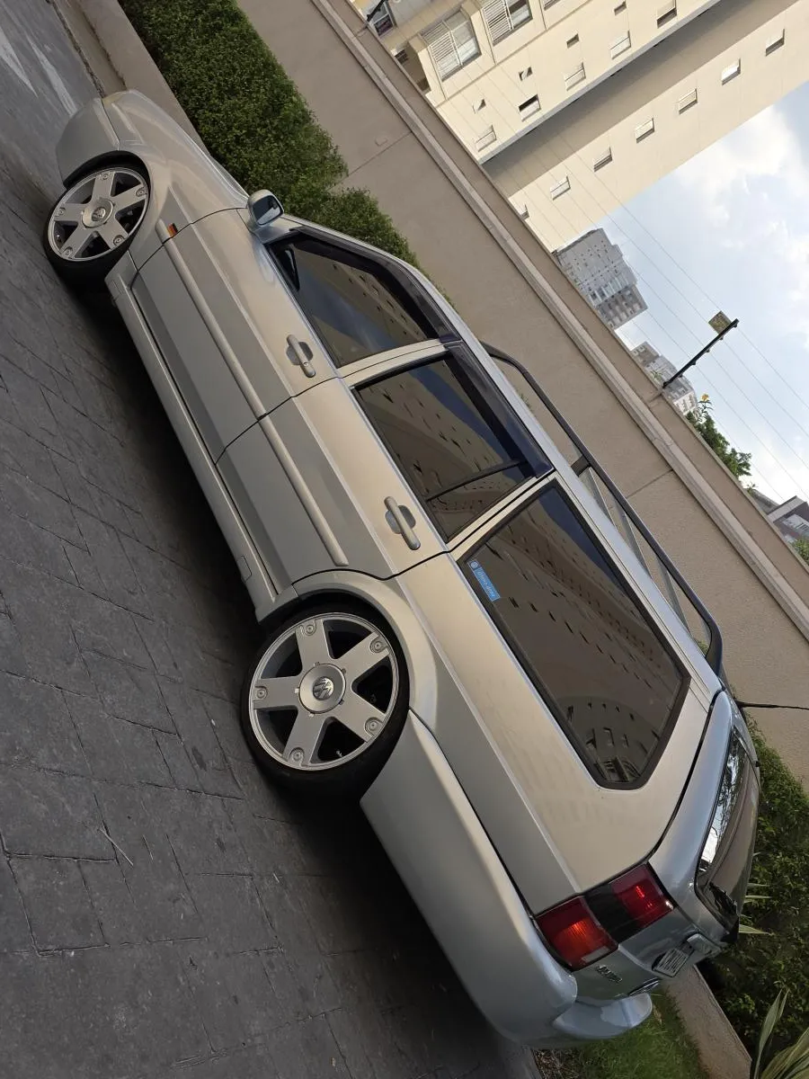 Quantum - Foto #3 do anúncio à venda de Carro clássico