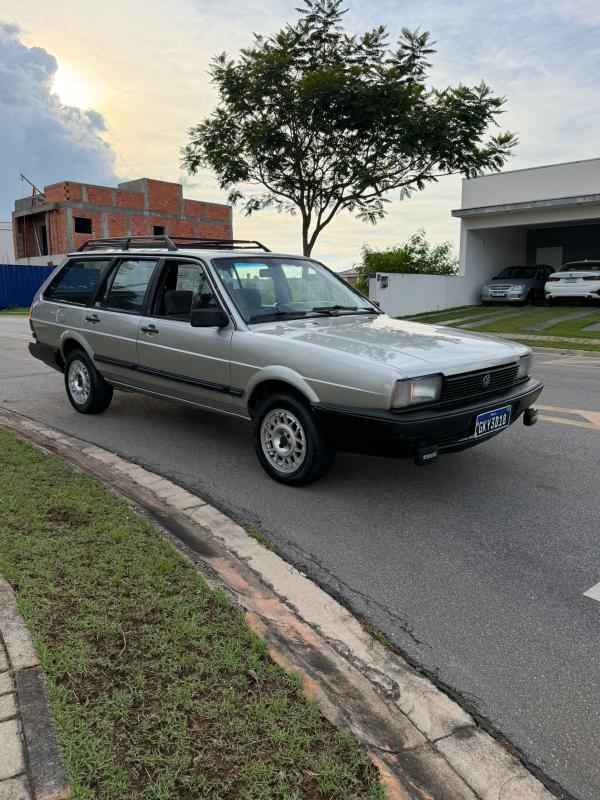 Quantum - Foto #5 do anúncio à venda de Carro clássico