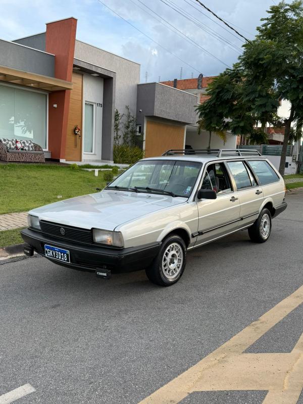 Quantum - Foto #6 do anúncio à venda de Carro clássico