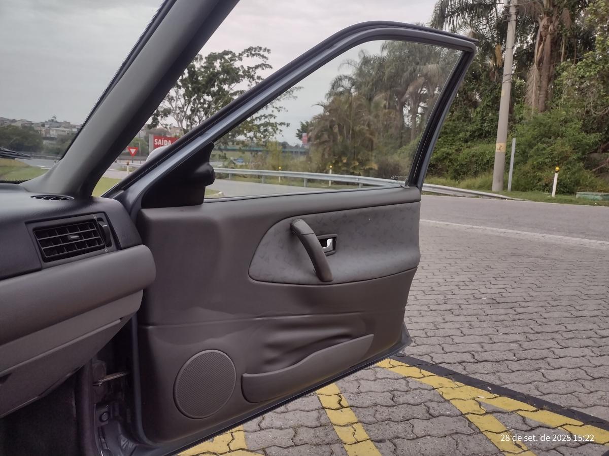 Quantum - Foto #11 do anúncio à venda de Carro clássico