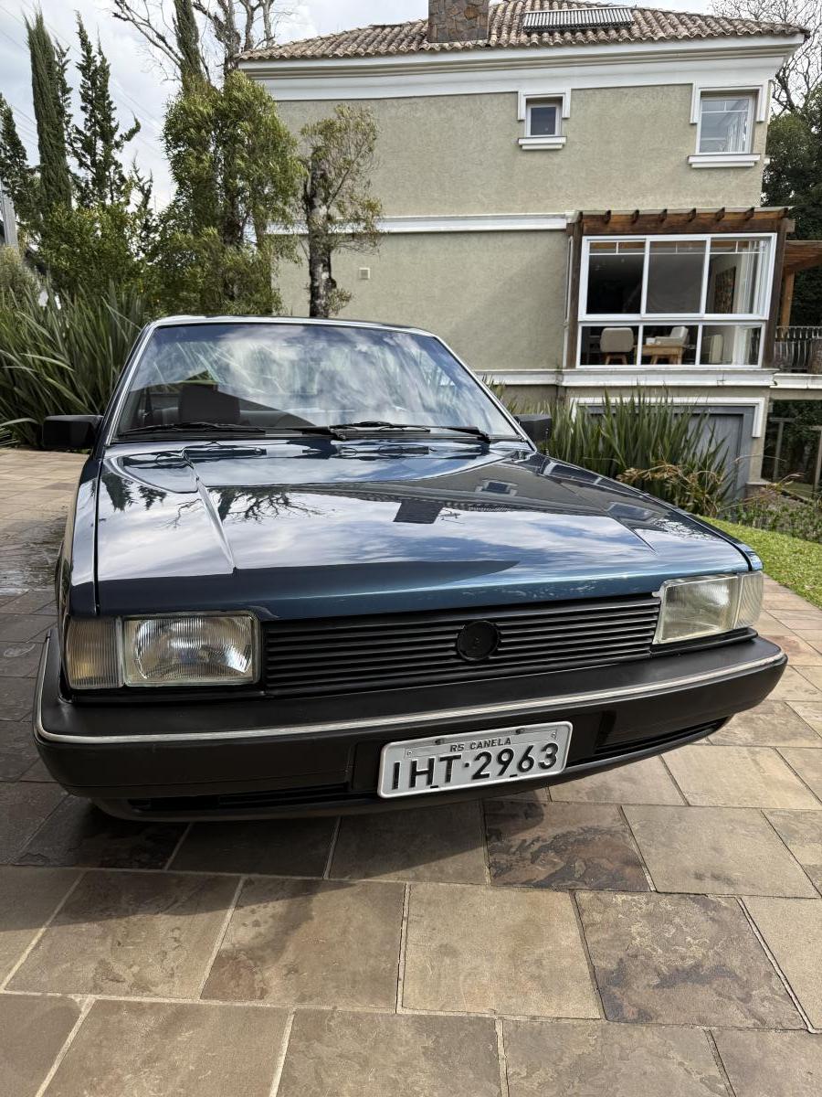 Santana - Foto #2 do anúncio à venda de Carro clássico