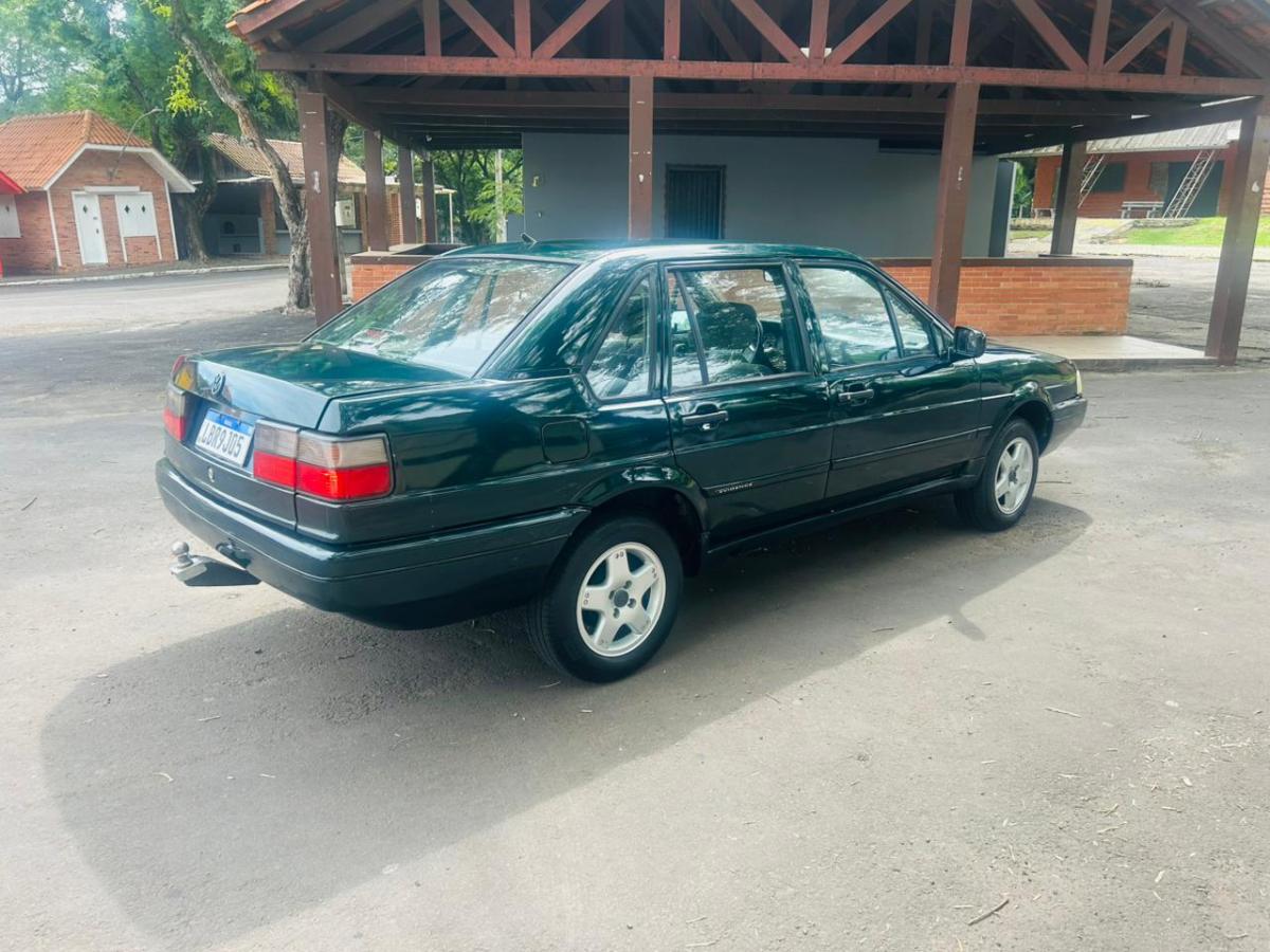 Santana - Foto #3 do anúncio à venda de Carro clássico