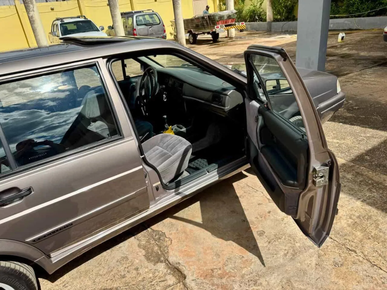 Santana - Foto #18 do anúncio à venda de Carro clássico