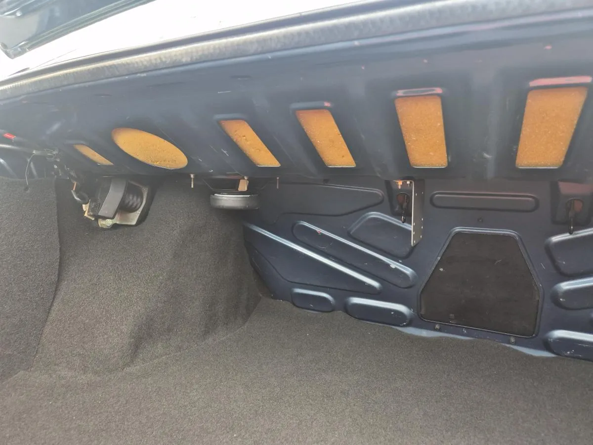 avv-volkswagen-santana-gls-venda-g15r6rq-imagem-004