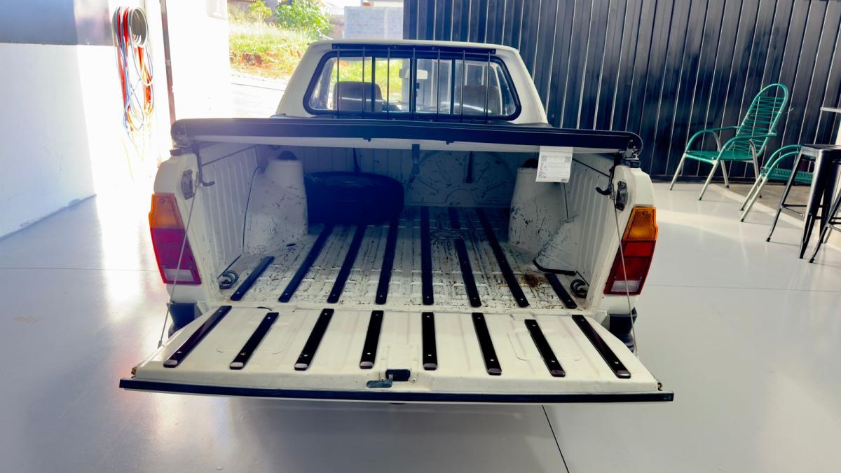 Saveiro - Foto #9 do anúncio à venda de Carro clássico