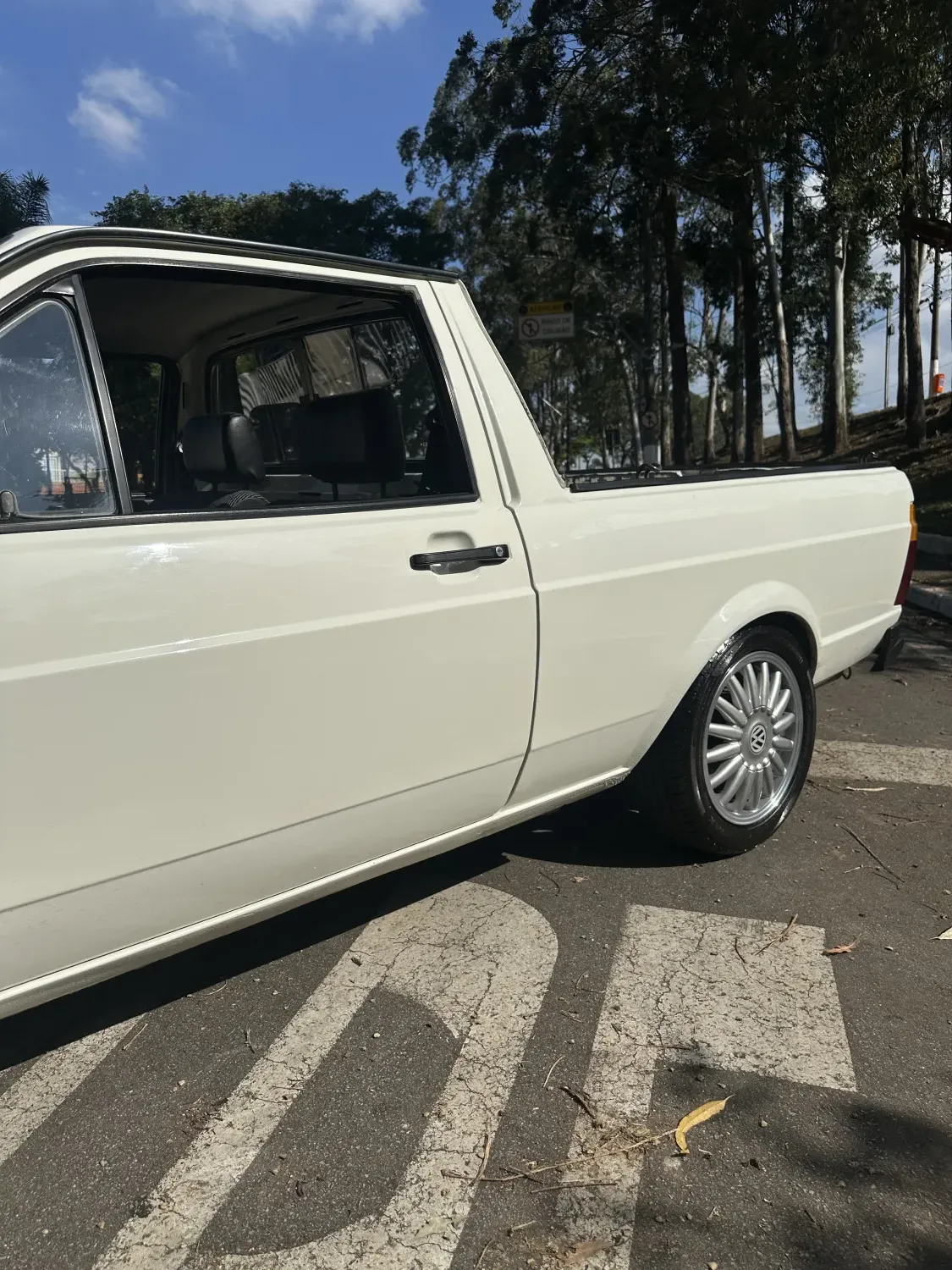 Saveiro - Foto #4 do anúncio à venda de Carro clássico