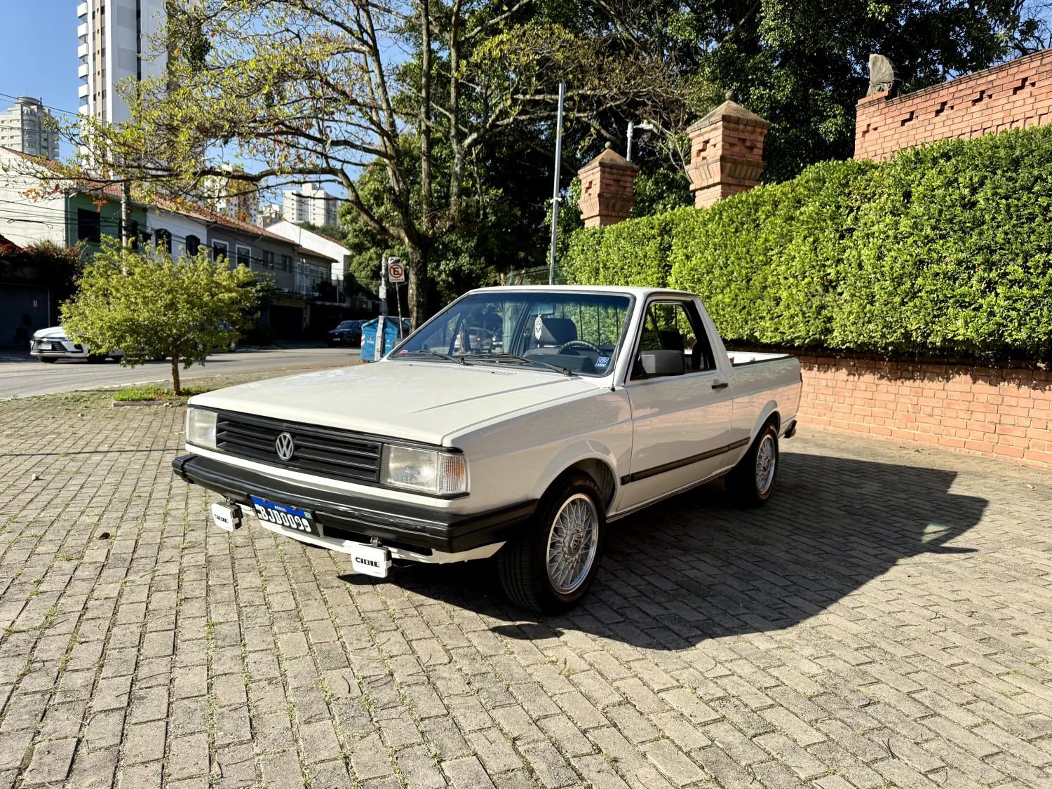 avv-volkswagen-saveiro-venda-2573596-imagem-002