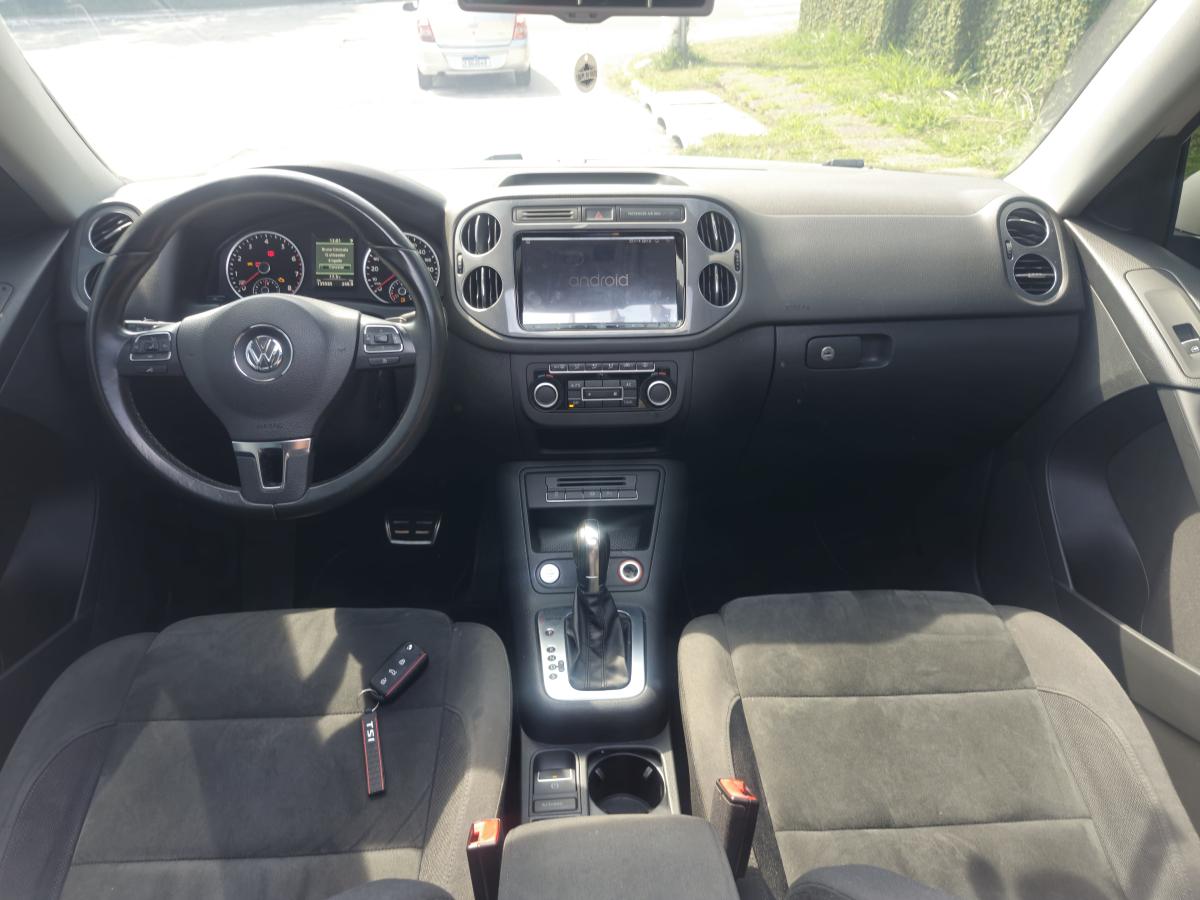 Tiguan - Foto #6 do anúncio à venda de Carro clássico