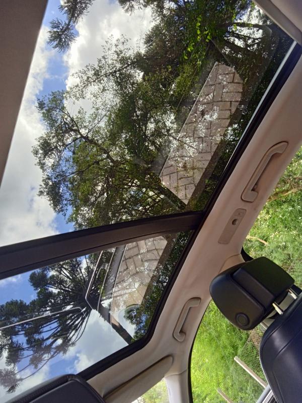 Touareg - Foto #2 do anúncio à venda de Carro clássico