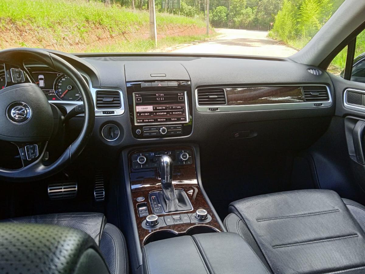 Touareg - Foto #7 do anúncio à venda de Carro clássico