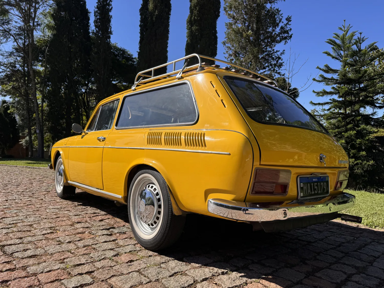 Variant - Foto #4 do anúncio à venda de Carro clássico