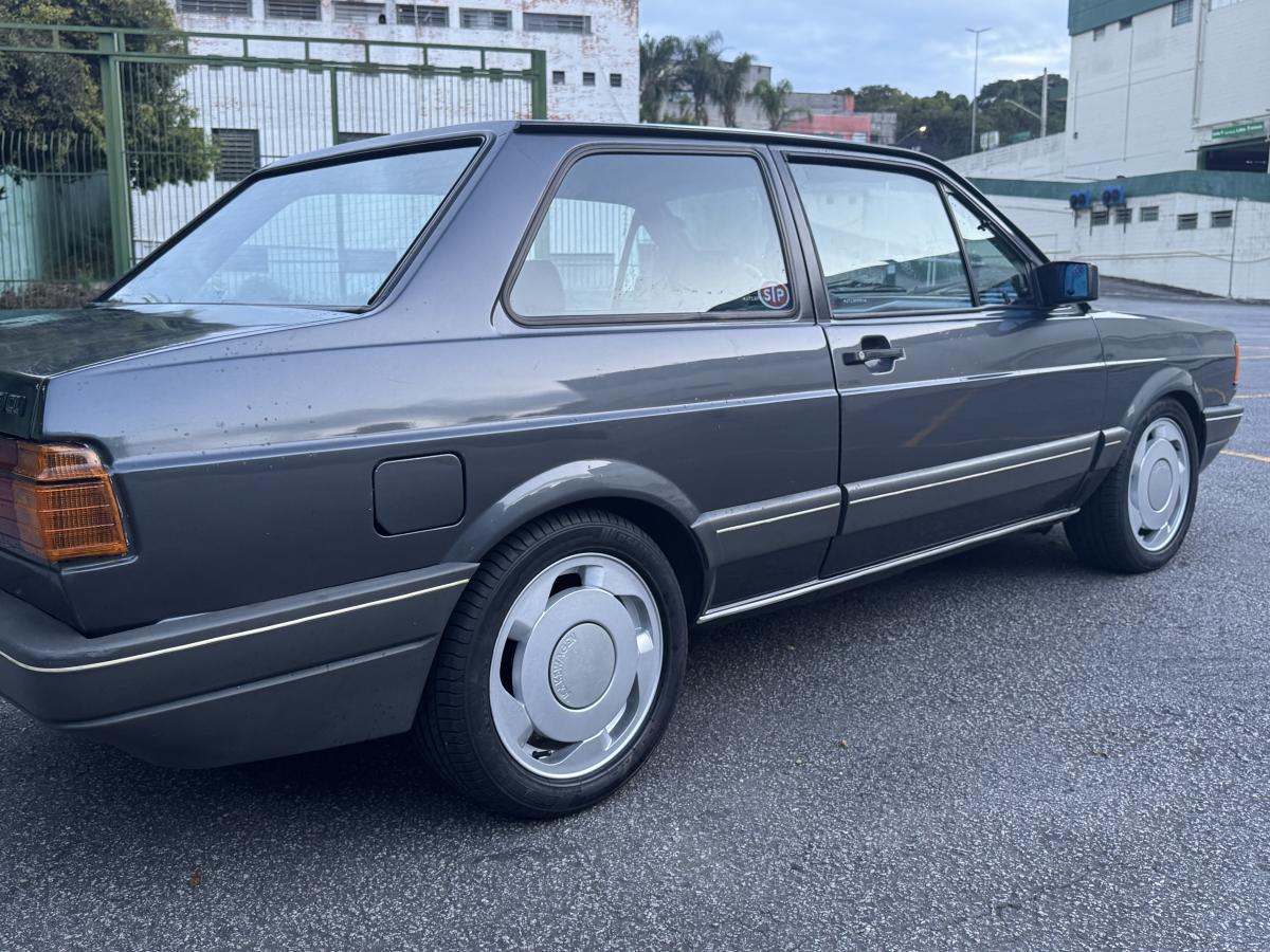 avv-volkswagen-voyage-cl-1-6-ap-venda-py9ailr-imagem-002