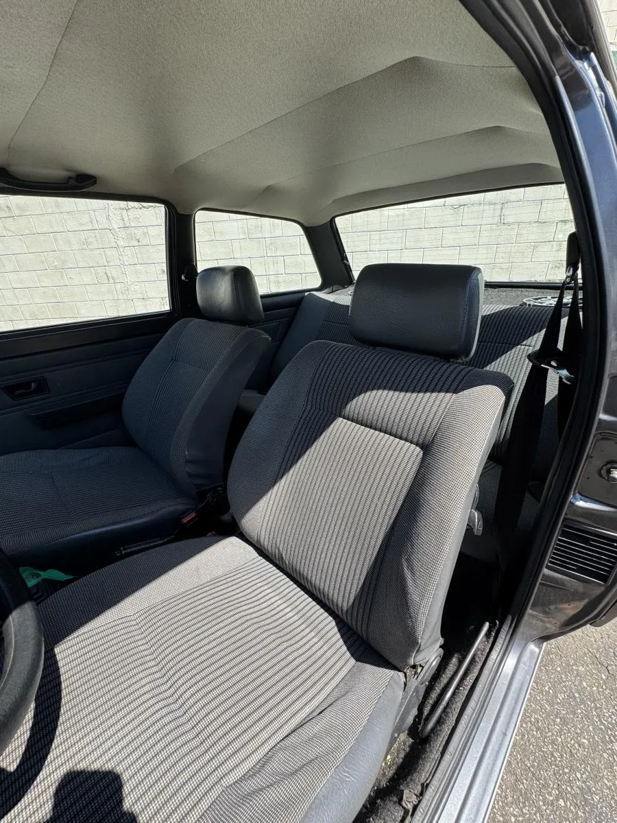 avv-volkswagen-voyage-cl-1-6-ap-venda-py9ailr-imagem-013