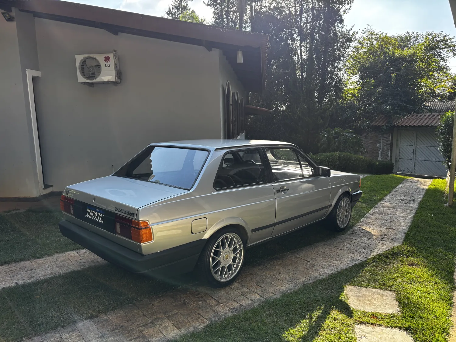 Voyage - Foto #8 do anúncio à venda de Carro clássico