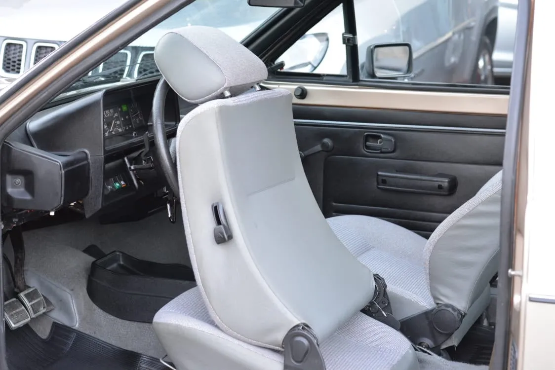 avv-volkswagen-voyage-ls-venda-500uict-imagem-012