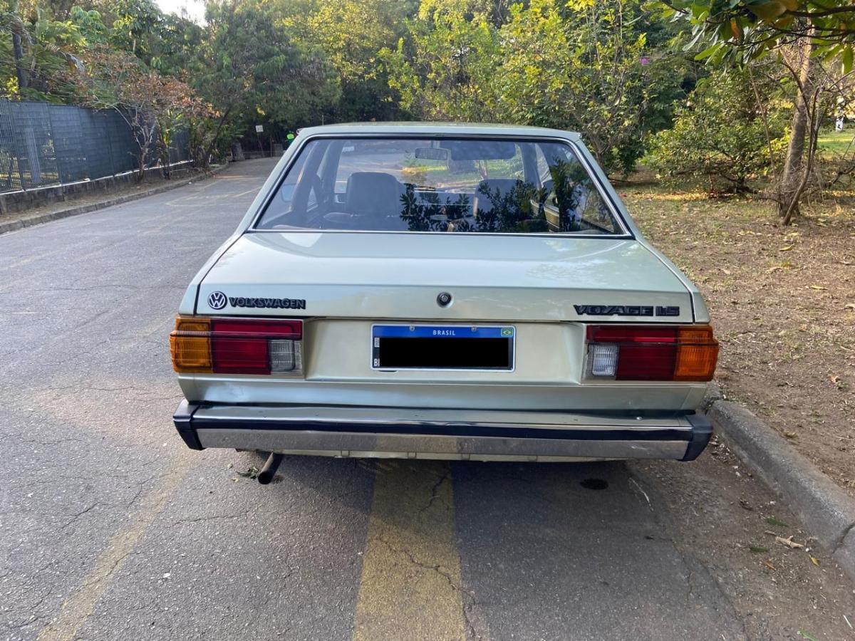 Voyage - Foto #12 do anúncio à venda de Carro clássico